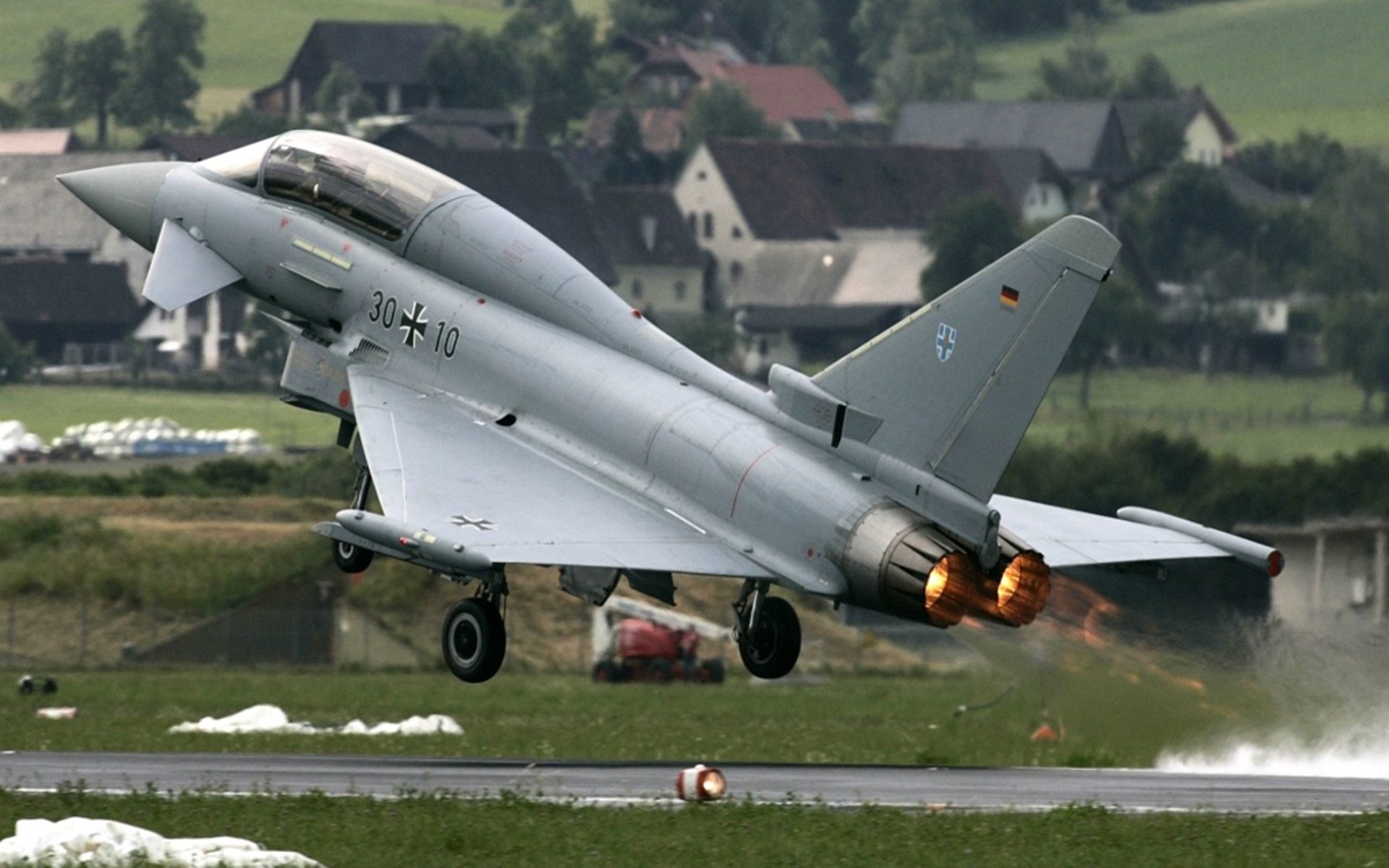 _户外攀岩新路径：挑战未知的新景观_，户外攀岩图片大全