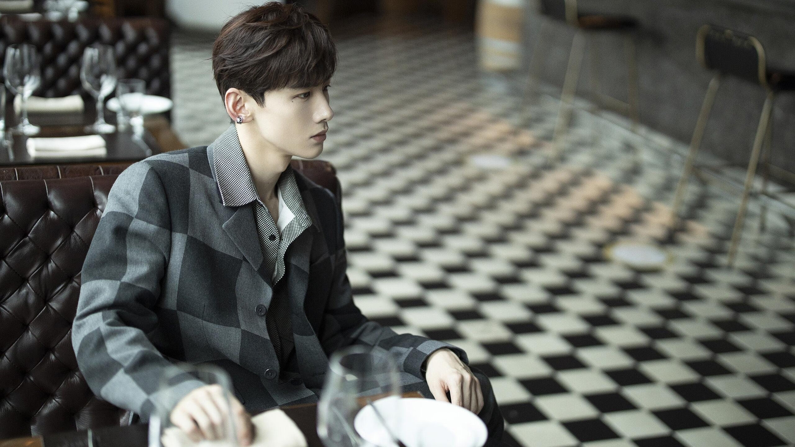 突发游泳馆水质引发争议,游泳馆检测到水质问题怎么办