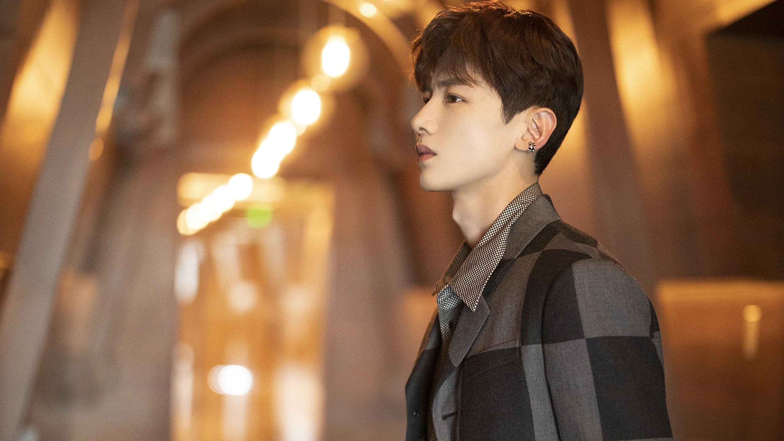 东亚杯中国青年队战胜 球迷鼓励新人崛起，中国足球东亚杯