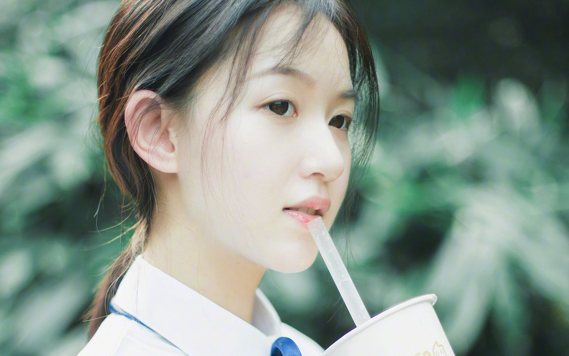 高校篮球赛事引入全程录像回放技术提升判罚准确度，大学篮球比赛直播