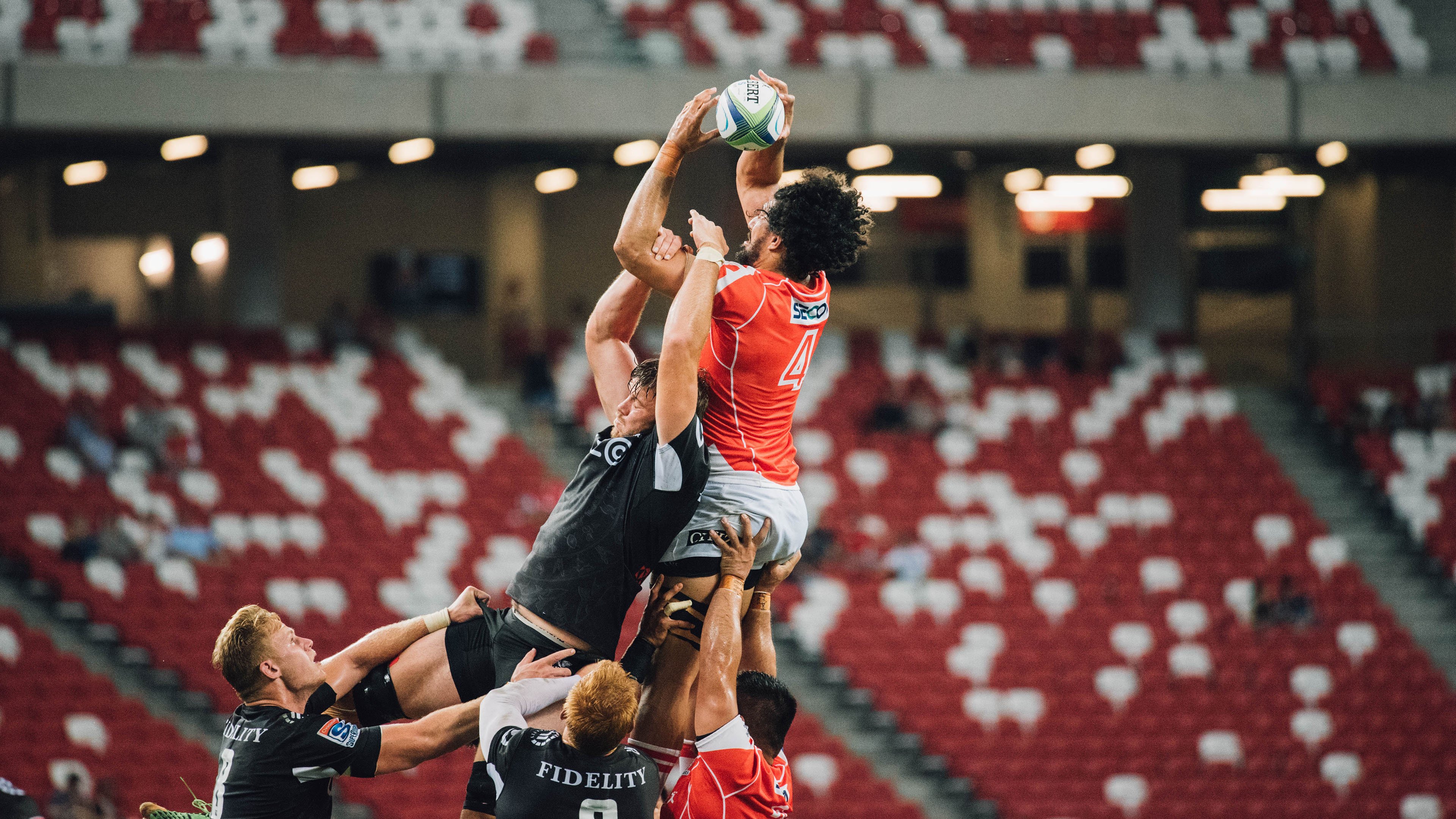 篮网在主场迎战火箭,杜兰特连续多次精彩得分,最终震撼全场获胜!